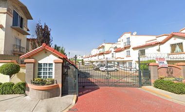 ¡Remate Bancario! Excelente Oportunidad, Bonita casa en condominio.