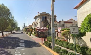 ¡Remate Bancario! Excelente Oportunidad, Bonita casa en condominio.