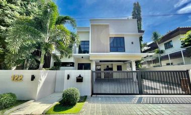 5-Bedroom Single Detached House and Lot For Rent in Ayala Alabang Muntinlupa
