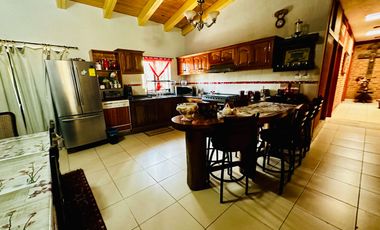 Casa de Campo en Tapalpa, 3000 m² Terreno.