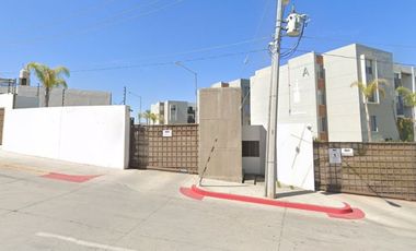 Venta de Remate en Hermosa y Amplia Casa excelente zona Col. Colinas de Baja California, Tijuana.