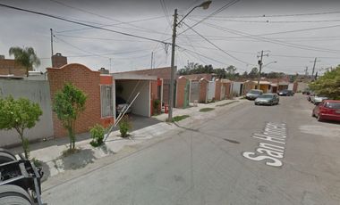CASA VENTA CALLE SAN HOMERO 	La Adelita LAGOS DE MORENO  -MPCC