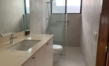 4 Bedroom residential property for rent in San Lorenzo, Makati