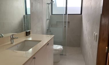 4 Bedroom residential property for rent in San Lorenzo, Makati