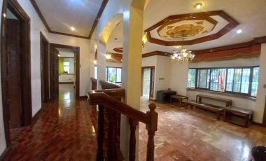 FOR SALE Bungalow House in Las Pinas