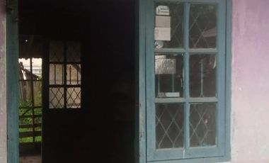 Rumah Rusak Di Bumi Agung 1 Dekat Pasar Rau