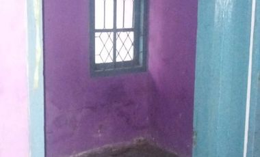 Rumah Rusak Di Bumi Agung 1 Dekat Pasar Rau