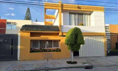 Casa en en renta en la Col Las Bugambilias