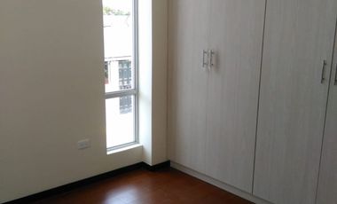 Casa de VENTA Sector Nueva Ahurora a 2 Cuadras de la Av. Mariscal Sucre, Sur de Quito