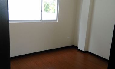 Casa de VENTA Sector Nueva Ahurora a 2 Cuadras de la Av. Mariscal Sucre, Sur de Quito