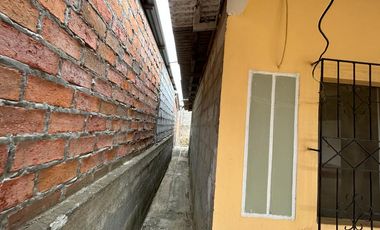 VILLAMIL PLAYAS VENDO CASA ESQUINERA DE UNA PLANTA BARRIO LA CRISTALINA