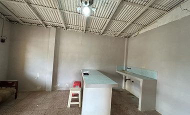 VILLAMIL PLAYAS VENDO CASA ESQUINERA DE UNA PLANTA BARRIO LA CRISTALINA