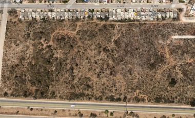 Terreno habitacional en venta, en Villa Magna del Sur, Mérida