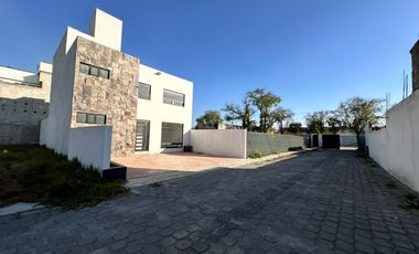 terreno en privada en la colonia lazaro cardenas ubicado cerca de sportika metepec