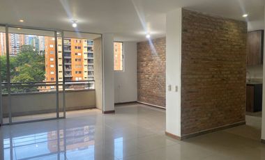 PR21992 Apartamento en arriendo en el sector Cumbres
