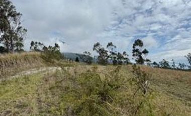Terreno de venta en Cotacachi sector Cuicocha, 3 ha