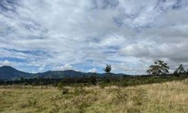 Terreno de venta en Cotacachi sector Cuicocha, 3 ha
