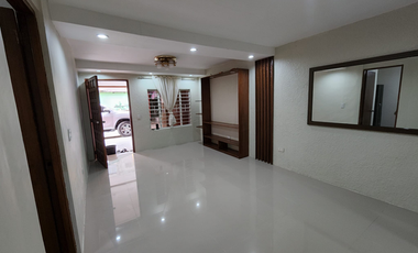 3BR Bungalow Type House, Duplex Apartment For Sale in Sta. Ana Manila