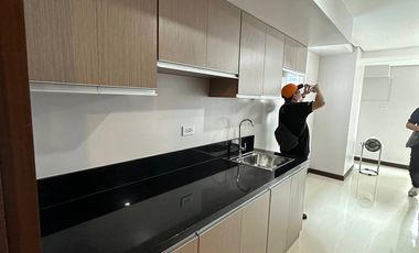 RENT TO OWN CONDO IN MANDALUYONG | GATEWAY REGENCY | WALKING DISTANCE TO BONI MRT | STUDIO TYPE