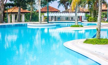 3 bedroom villas beside the golf course for Lease in Silang, Cavite