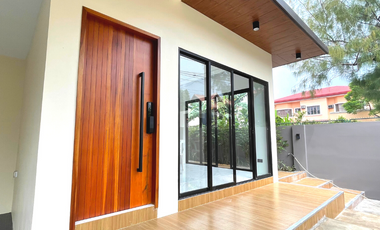 5 Bedroom Brand New Smart Home Modern House at Las Pinas Royale Estates