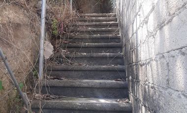 Se vende local comercial en obra gris con 152 m2 de construcción, con área para habitar en la planta alta, ubicado en la Col. Jardín Juárez, municipio