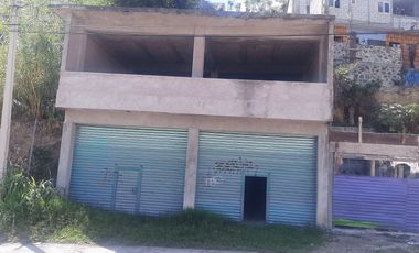 Se vende local comercial en obra gris con 152 m2 de construcción, con área para habitar en la planta alta, ubicado en la Col. Jardín Juárez, municipio