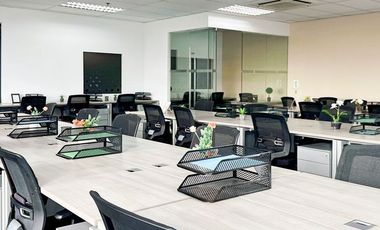 All-inclusive access to coworking space in Regus Eco Tower - Bonifacio Global City