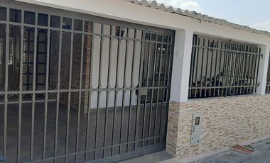 SE VENDE CASA EN EXCELENTE ZONA RESIDENCIAL.