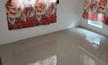 Agus duplex house with 3 bedrooms unfurnished inside the subdivision