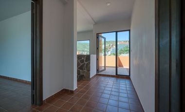 Casa con hermosa vista al oceano a unos minutos de Playa La Mision, Ensenada