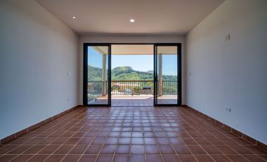 Casa con hermosa vista al oceano a unos minutos de Playa La Mision, Ensenada