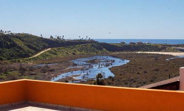 Casa con hermosa vista al oceano a unos minutos de Playa La Mision, Ensenada