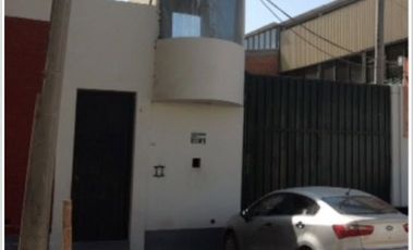 Terreno en Piura de 959 m2 con Local de dos pisos