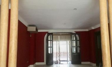 Se Alquila Casa en Urdesa Norte en Conjunto Cerrado (ANNY)