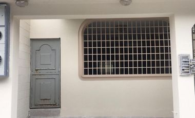 Se Alquila Casa en Urdesa Norte en Conjunto Cerrado (ANNY)