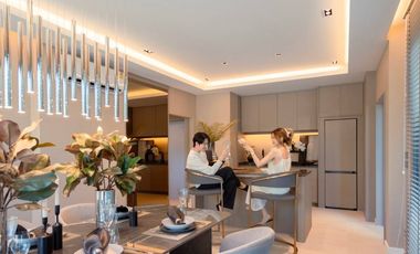 New Release an elegant and luxurious set of 8 two-story luxury villas.