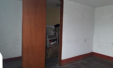 VENDO TERRENO COMERCIAL EN JIRON CHOTA -  CERCADO DE LIMA
