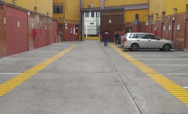 VENDO TERRENO COMERCIAL EN JIRON CHOTA -  CERCADO DE LIMA