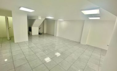 LOCAL COMERCIAL EN ZONA ESTRATÉGICA Y COMERCIAL  - CENTRO - Machala-El Oro-Ecuador.