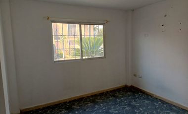 Casa de alquiler en la Urb. Valle Alto, Vía a la Costa, 3 dormitorios.