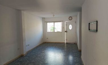 Casa de alquiler en la Urb. Valle Alto, Vía a la Costa, 3 dormitorios.