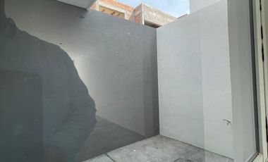 DEPARTAMENTO EN VENTA CON LOCAL COMERCIAL, AL SUR PONIENTE DE AGUASCALIENTES