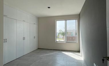 DEPARTAMENTO EN VENTA CON LOCAL COMERCIAL, AL SUR PONIENTE DE AGUASCALIENTES