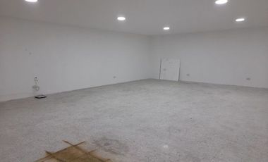 PR17717 Local independiente en arriendo en el sector Los Naranjos