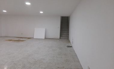 PR17717 Local independiente en arriendo en el sector Los Naranjos