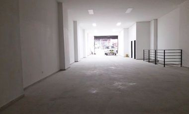 PR17717 Local independiente en arriendo en el sector Los Naranjos