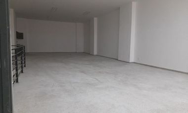 PR17717 Local independiente en arriendo en el sector Los Naranjos