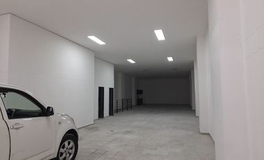 PR17717 Local independiente en arriendo en el sector Los Naranjos