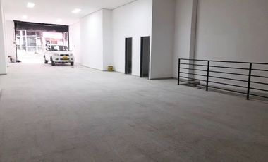 PR17717 Local independiente en arriendo en el sector Los Naranjos